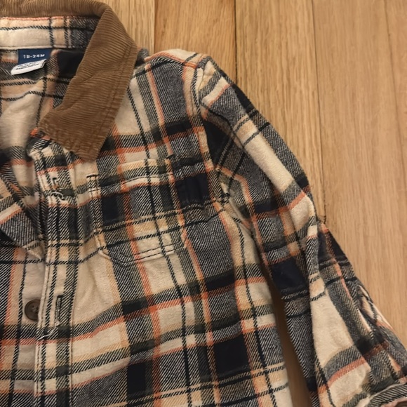 Old navy boys button down flannel shirt size 18-24 months - Picture 3 of 5
